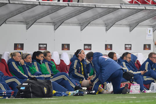 Kosovare Asllani of Sweden got injured