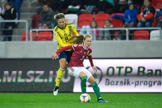 Lina Hurtig of Sweden vies against Henrietta Csiszar of