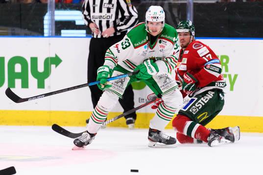 Rögles Niklas Hansson och Frölundas Sebastian Stålberg