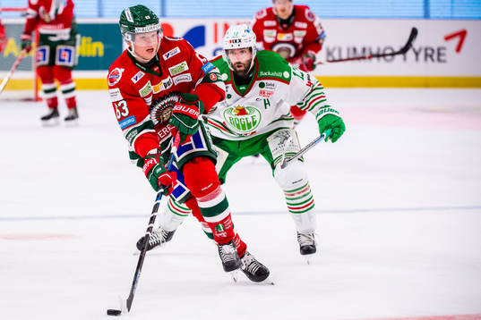 Frölundas Julius Bergman och Rögles Taylor Matson