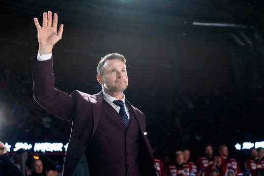 F.d. frölundaspelaren Jonas Esbjörs hyllas