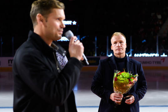 F.d. frölundaspelaren Niklas Andersson hyllas