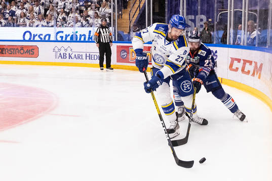 Leksands Marek Hrivik och Växjös Roman Horak
