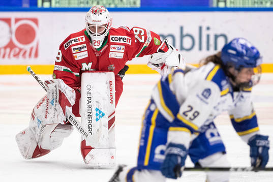 Modos målvakt Klara Peslarova