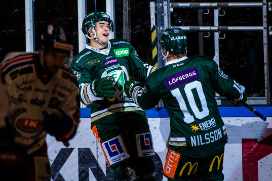 Färjestads Michael Lindqvist jublar