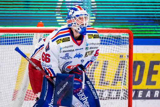 Oskarshamns målvakt Tex Williamsson deppar