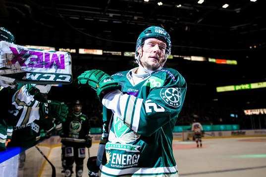 Färjestads Jesper Olofsson jublar