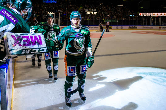 Färjestads Michael Lindqvist jublar