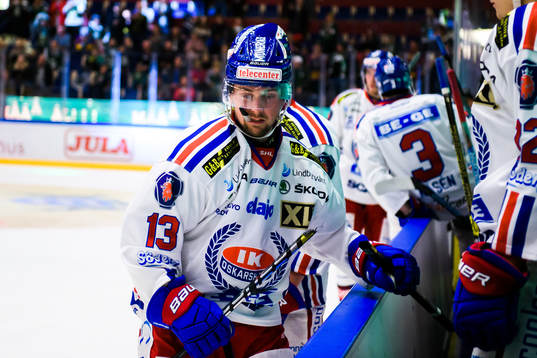 Oskarshamns Gustaf Franzén deppar och slår sönder