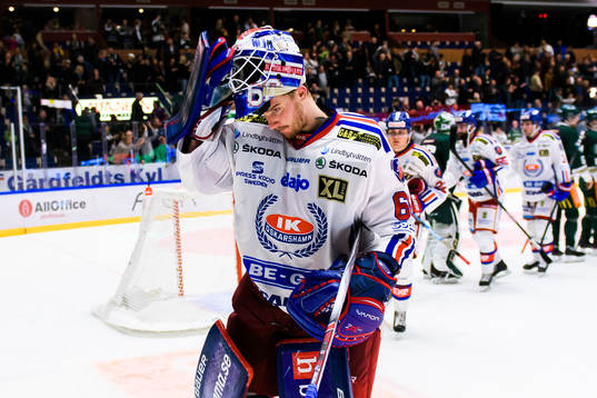 Oskarshamns målvakt Tex Williamsson deppar