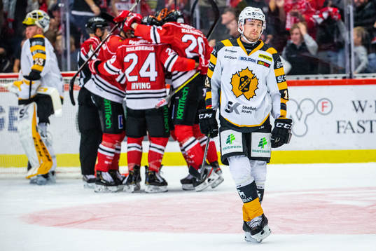 Skellefteås Adam Pettersson deppar