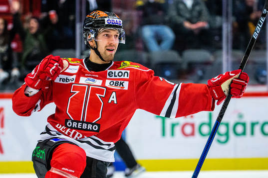 Örebros Rasmus Rissanen jublar