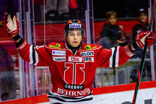 Örebros Sakari Salminen jublar