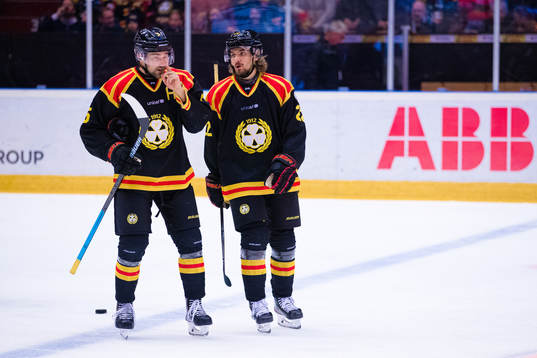 Brynäs Lukas Kilström och Adam Brodecki deppar