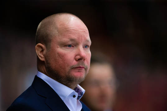 s assisterande tränare Jonas Holmström