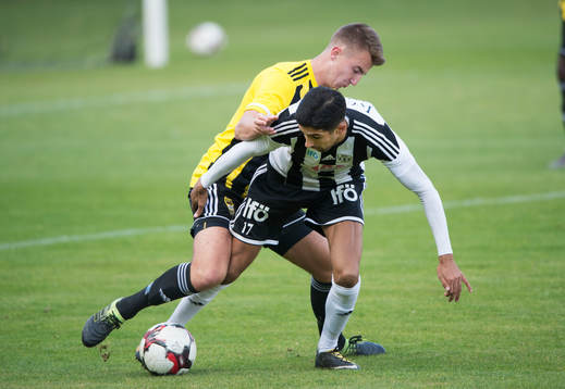 IFK Hässleholms Isak Olsson i matchen i division 2 mellan
