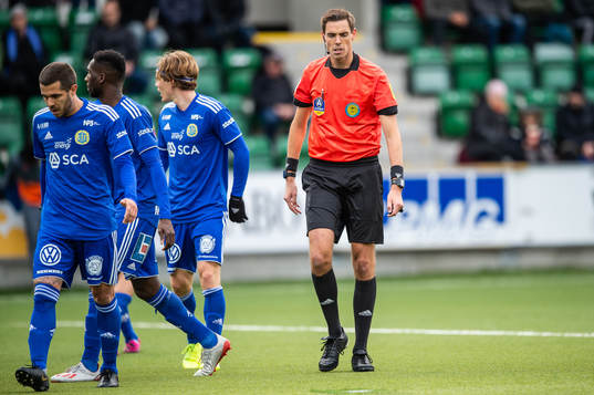 domaren Magnus Lindgren
