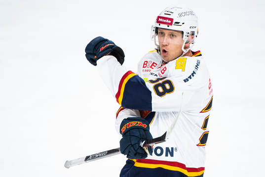Djurgårdens Olle Alsing jublar