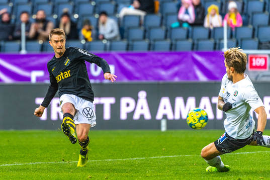 s Rasmus Lindkvist