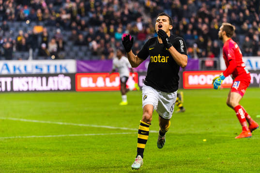 s Tarik Elyounoussi deppar