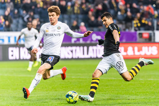 s Tarik Elyounoussi