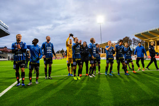 Sirius spelare jublar