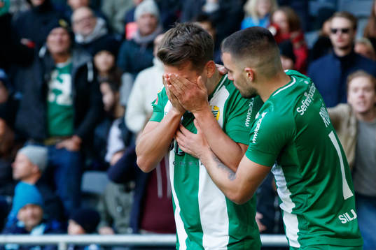 Hammarbys Alexander Kacaniklic jublar