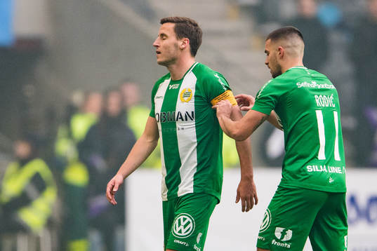 Hammarbys Jeppe Andersen deppar när Vladimir Rodic ta av