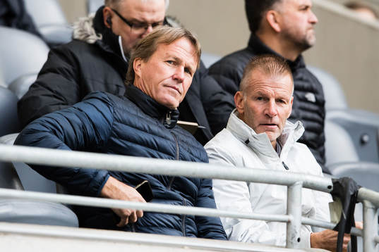 Johan Garpenlöv på läktaren