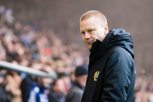 Hammarbys tränare Stefan Billborn innan fotbollsmatchen i