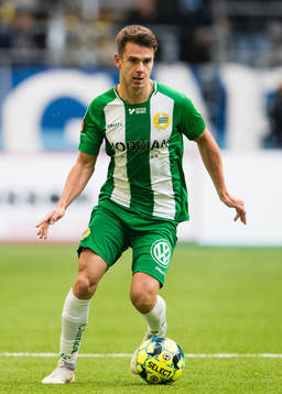 Hammarbys Alexander Kacaniklic med bollen