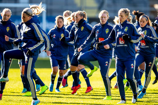 målvakt Hedvig Lindahl