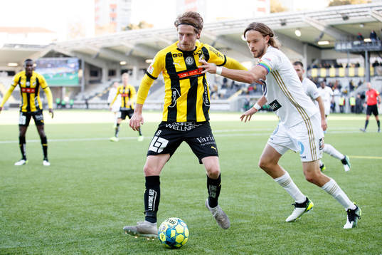 Häckens Erik Friberg och Östersunds Tom Pettersson