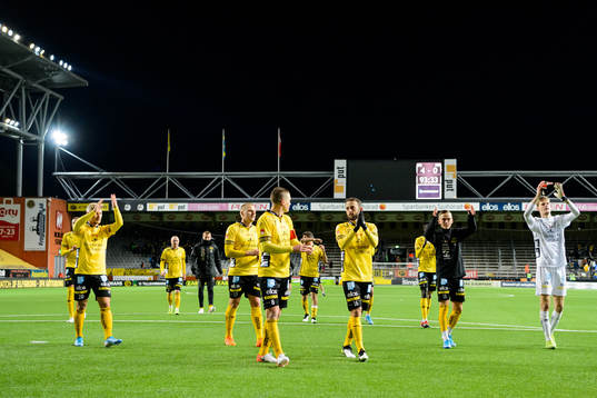 Elfsborgs spelare jublar