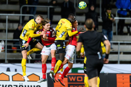 Elfsborgs Stian Rode Gregersen och Joseph Okumu