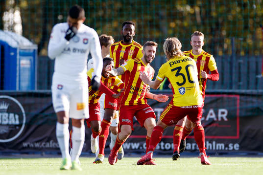 Bläddra bland fler bilder av Fotboll, Superettan, Syrianska - Örgryte