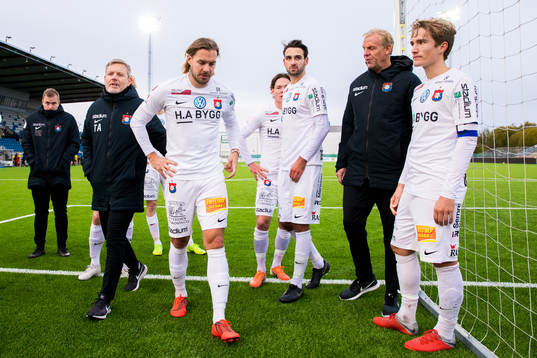 Örgrytes tränare Thomas Askebrand, Danny Ervik, Oliver