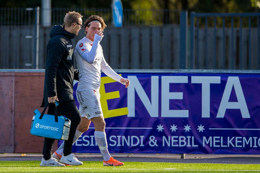 Örgrytes Filip Almström Tähti med en skada