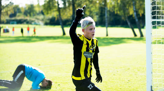 i matchen för pojkar födda 2006 mellan IFK Hässleholm