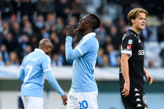 Malmö FFs Bonke Innocent deppar