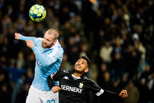 Malmö FFs Jo Inge Berget och IFK Göteborgs Hosam Aiesh