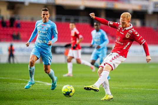 Kalmars Nils Fröling och AFC Eskilstunas Adnan Kojic