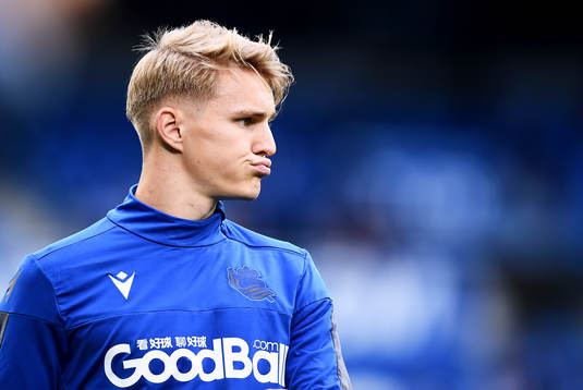 Martin Odegaard of Real Sociedad  warms up