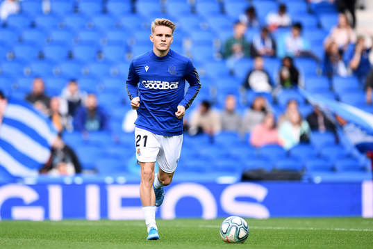 Martin Odegaard of Real Sociedad  warms up