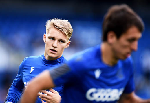 Martin Odegaard of Real Sociedad  warms up
