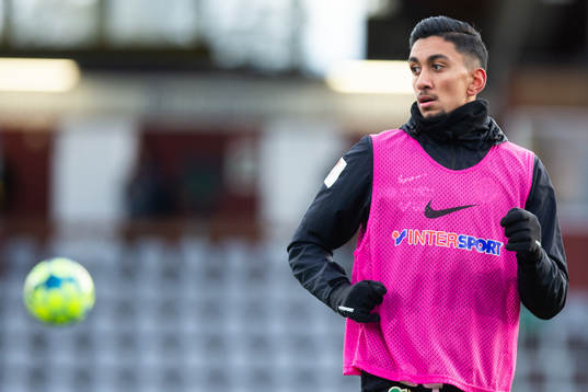 Jönköpings Amir Al-Ammari värmer upp