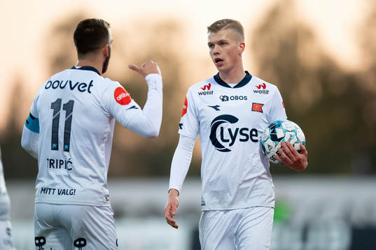 Zlatko Tripic and Samuel Fridjonsson of Viking
