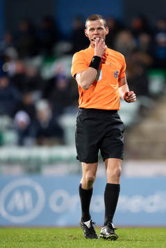 Sigurd Smehus Kringstad, referee