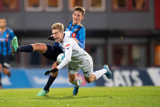 Kristoffer Askildsen of Stabæk and Kristian Thorstvedt of