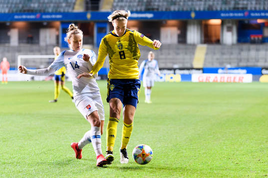 Petra Zdechovanova of Slovakia and Lina Hurtig of Sweden